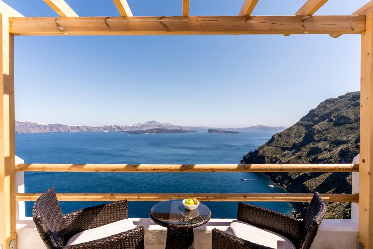 Evanthia Best View Thirassia Island Hotel Екстер'єр фото