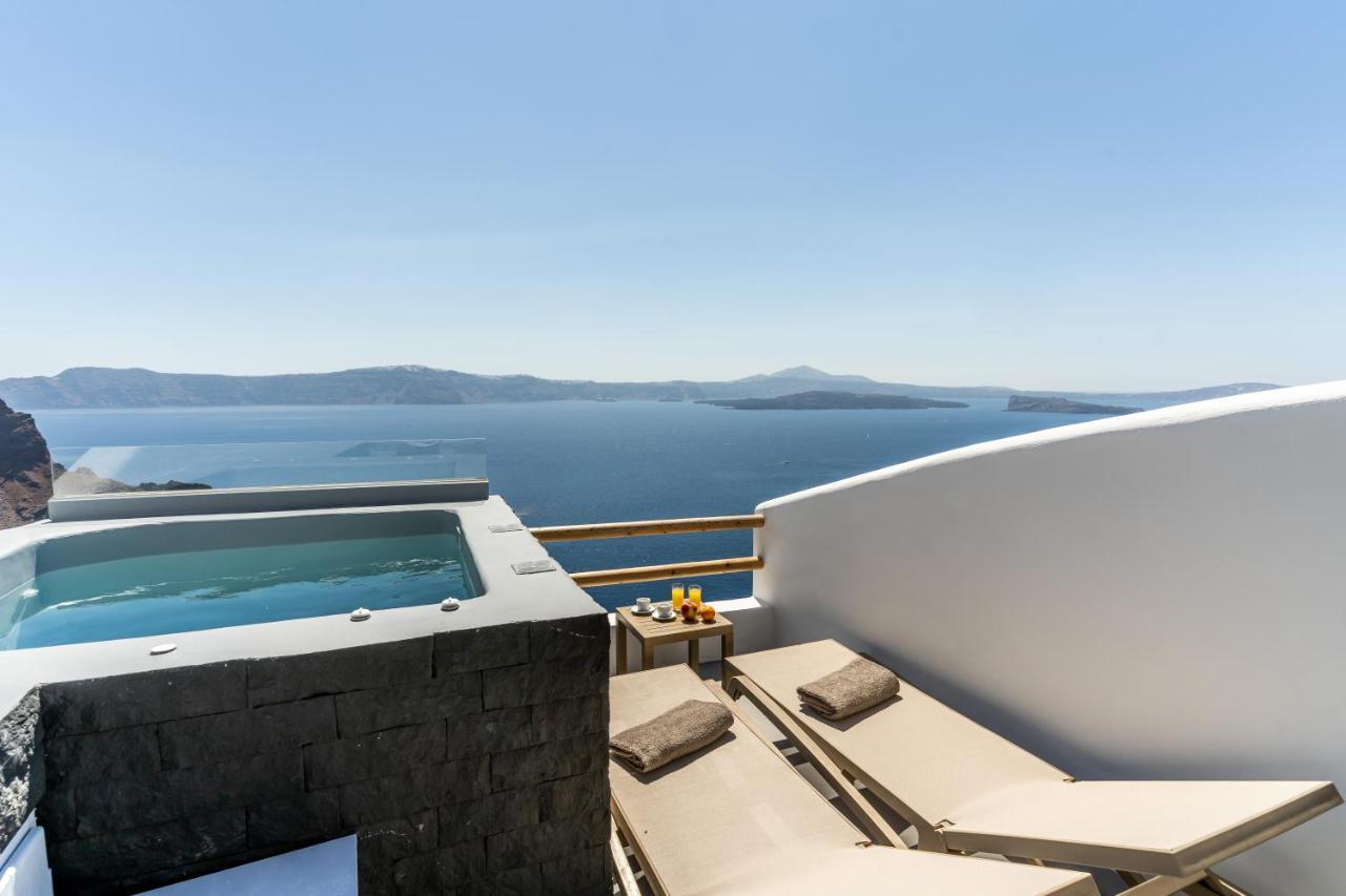 Evanthia Best View Thirassia Island Hotel Екстер'єр фото